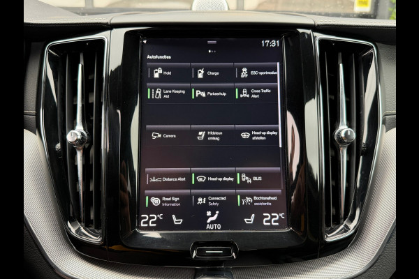 Volvo XC60 2.0 T8 Twin Engine AWD Polestar Engineered 405PK | Pano |Bowers&Wilkins Audio | Trekhaak | 1e Eig.