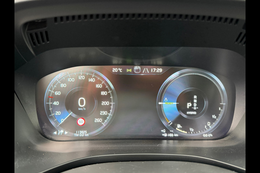 Volvo XC60 2.0 T8 Twin Engine AWD Polestar Engineered 405PK | Pano |Bowers&Wilkins Audio | Trekhaak | 1e Eig.