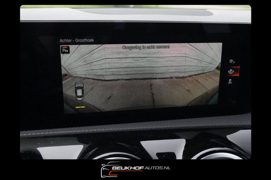 Mercedes-Benz CLA-Klasse 200 Business AMG Camera Sfeer Navi