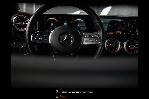 Mercedes-Benz CLA-Klasse 200 Business AMG Camera Sfeer Navi