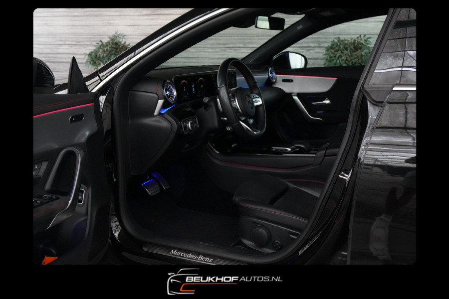Mercedes-Benz CLA-Klasse 200 Business AMG Camera Sfeer Navi