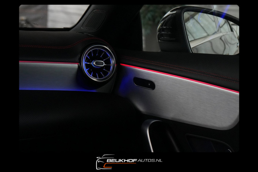 Mercedes-Benz CLA-Klasse 200 Business AMG Camera Sfeer Navi