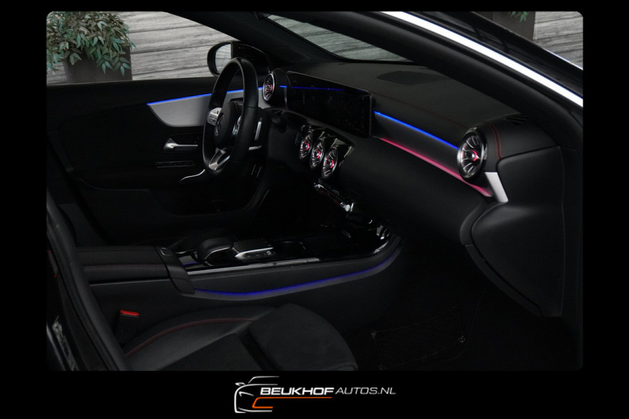 Mercedes-Benz CLA-Klasse 200 Business AMG Camera Sfeer Navi