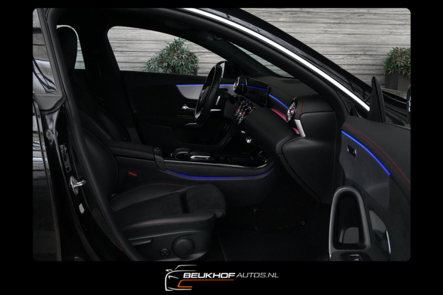 Mercedes-Benz CLA-Klasse 200 Business AMG Camera Sfeer Navi