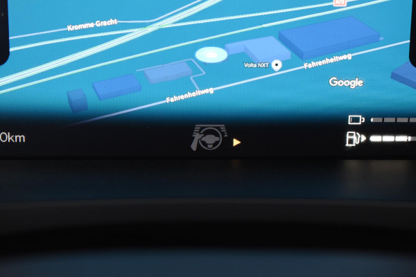 Volvo V60 T8 455PK Plug-in hybrid AWD Plus Dark Adaptive Cruise Control / 360 Camera / Harman Kardon / Head-up display / Panorama schuifdak / Stoel- en stuurverwarming / Stoelverwarming achter / Trekhaak elektrisch wegklapbaar / Elektrische stoelen met geheugen
