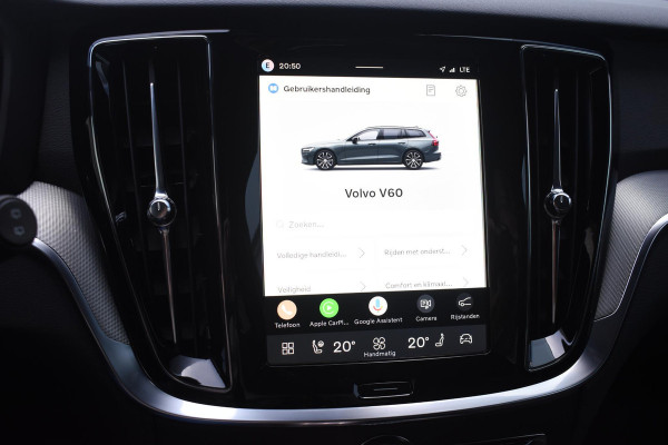 Volvo V60 T8 455PK Plug-in hybrid AWD Plus Dark Adaptive Cruise Control / 360 Camera / Harman Kardon / Head-up display / Panorama schuifdak / Stoel- en stuurverwarming / Stoelverwarming achter / Trekhaak elektrisch wegklapbaar / Elektrische stoelen met geheugen