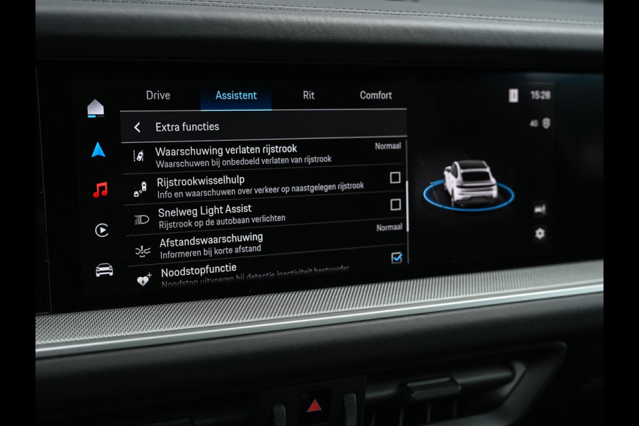 Porsche Cayenne Coupé 3.0 E-Hybrid Black Edition | Sport Chrono | Panoramadak | Bose | HUD | 360 Camera | Stoelventilatie | 18 Wegs Memory | Luchtvering | Soft Close | Ambiance Interieur | Adaptive Cruise | Stuurverwarming | Passagiers Display |
