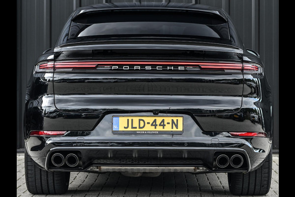 Porsche Cayenne Coupé 3.0 E-Hybrid Black Edition | Sport Chrono | Panoramadak | Bose | HUD | 360 Camera | Stoelventilatie | 18 Wegs Memory | Luchtvering | Soft Close | Ambiance Interieur | Adaptive Cruise | Stuurverwarming | Passagiers Display |