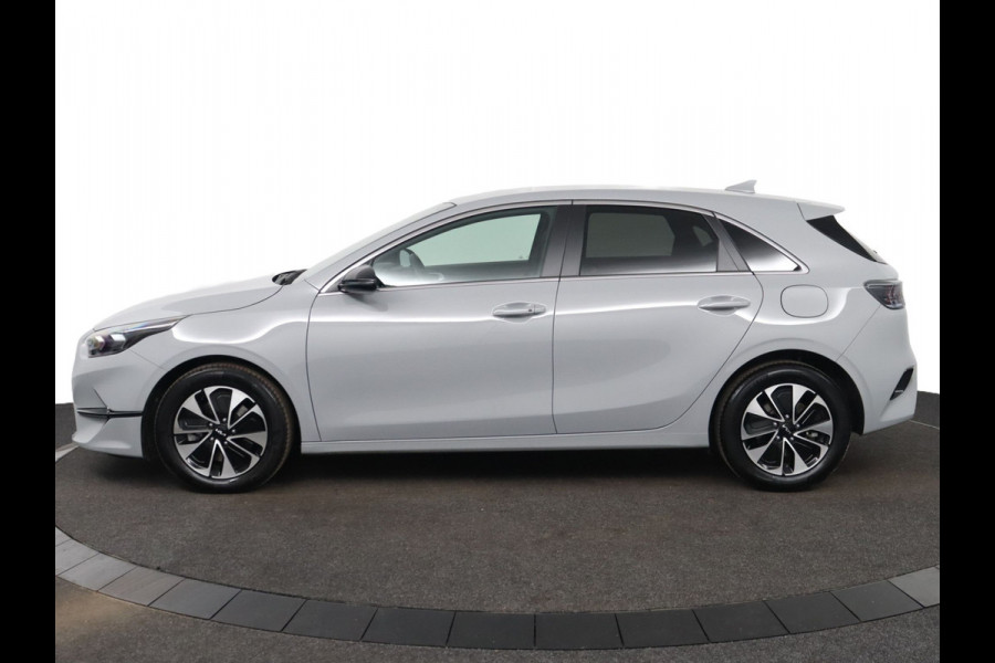 Kia Ceed 1.0 T-GDi MHEV Design Edition Automaat - Adaptive Cruise - Stoel/Stuurverwarming - DAB- Navigatie - Apple Carplay/Android Auto Fabrieksgarantie 17-04-2032
