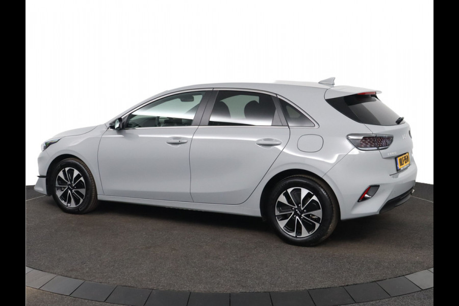 Kia Ceed 1.0 T-GDi MHEV Design Edition Automaat - Adaptive Cruise - Stoel/Stuurverwarming - DAB- Navigatie - Apple Carplay/Android Auto Fabrieksgarantie 17-04-2032