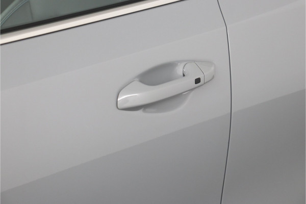 Kia Ceed 1.0 T-GDi MHEV Design Edition Automaat - Adaptive Cruise - Stoel/Stuurverwarming - DAB- Navigatie - Apple Carplay/Android Auto Fabrieksgarantie 17-04-2032