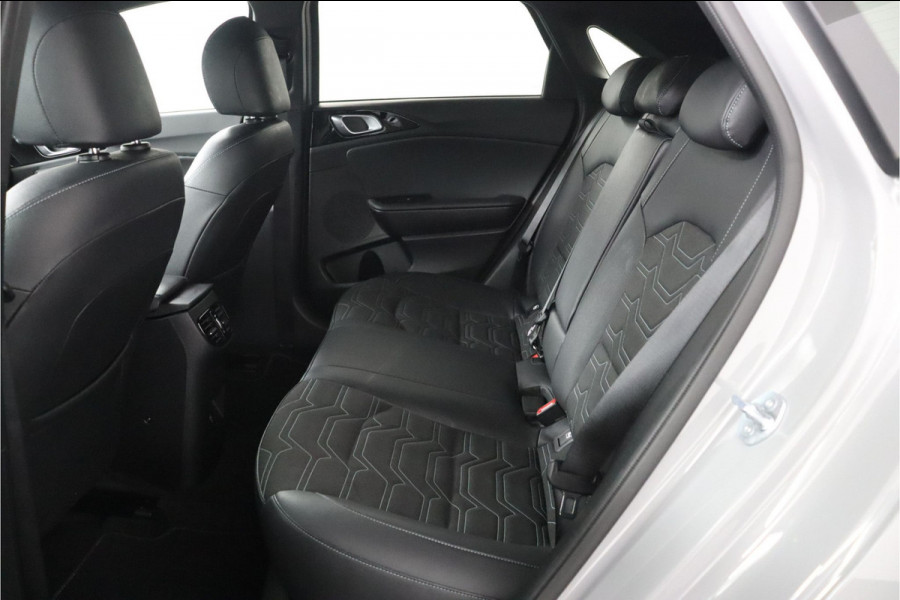 Kia Ceed 1.0 T-GDi MHEV Design Edition Automaat - Adaptive Cruise - Stoel/Stuurverwarming - DAB- Navigatie - Apple Carplay/Android Auto Fabrieksgarantie 17-04-2032