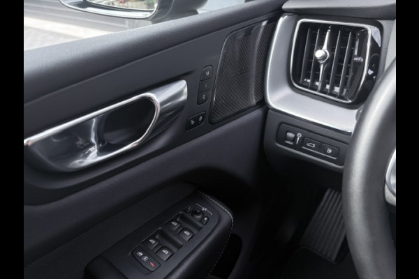 Volvo XC60 2.0 T6 Plug-in hybrid AWD R-Design 340PK|Facelift|Pano|Head up|Memory|Harman Kardon|Keyless|Trekhaak|Camera|21 inch|