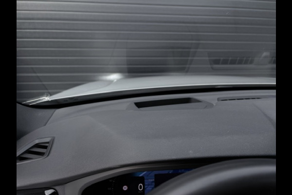 Volvo XC60 2.0 T6 Plug-in hybrid AWD R-Design 340PK|Facelift|Pano|Head up|Memory|Harman Kardon|Keyless|Trekhaak|Camera|21 inch|