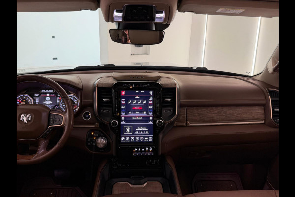 Dodge Ram 1500 5.7 V8 4x4 Limited Longhorn Massage