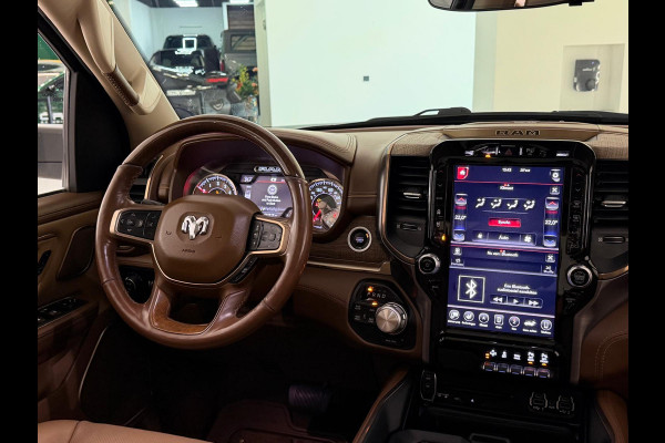 Dodge Ram 1500 5.7 V8 4x4 Limited Longhorn Massage