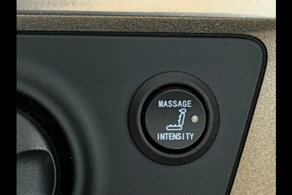 Dodge Ram 1500 5.7 V8 4x4 Limited Longhorn Massage