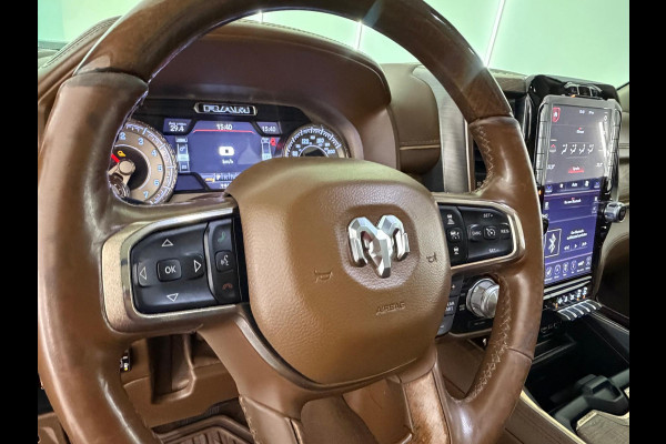 Dodge Ram 1500 5.7 V8 4x4 Limited Longhorn Massage