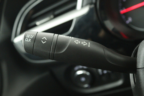 Opel Corsa 1.2 Edition (NAVIGATIE CARPLAY, PARKEERSENSOREN, 1e EIGENAAR, GOED ONDERHOUDEN)