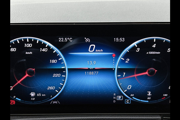 Mercedes-Benz Glb 180 Business Solution AMG AMG Line | Night Pakket | Panorama Schuif-Kanteldak | Parkeerpakket met achteruitrijcamera | Stoelverwarming. Inclusief 24 maanden MB Certified garantie voor Europa.
