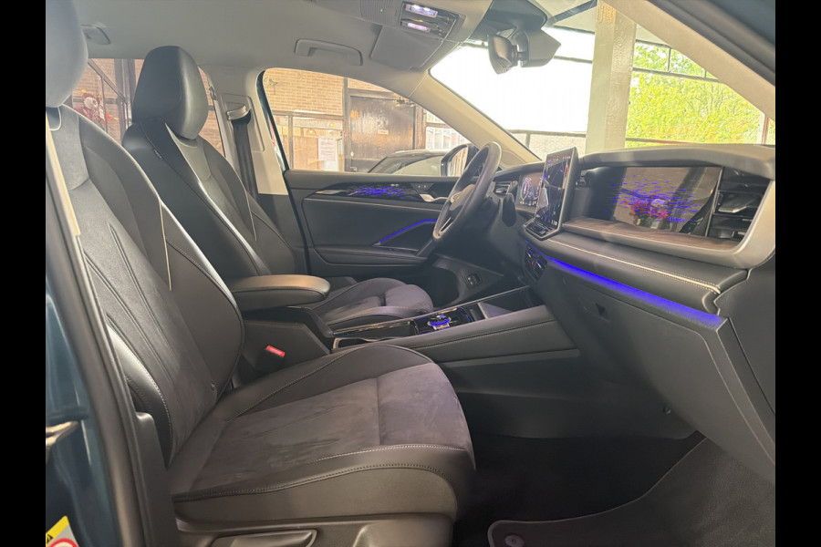 Volkswagen Tayron 1.5 TSI eHybrid 204PK DSG HYBRID ELEGANCE 360°CAMERA/TREKHAAK/IQ.LIGHT/KEYLESS