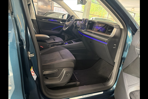 Volkswagen Tayron 1.5 TSI eHybrid 204PK DSG HYBRID ELEGANCE 360°CAMERA/TREKHAAK/IQ.LIGHT/KEYLESS