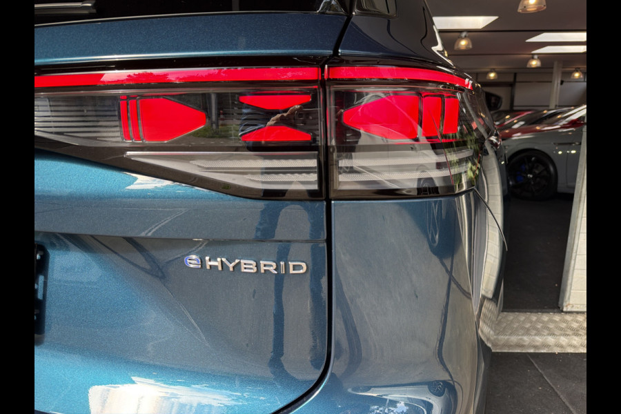 Volkswagen Tayron 1.5 TSI eHybrid 204PK DSG HYBRID ELEGANCE 360°CAMERA/TREKHAAK/IQ.LIGHT/KEYLESS