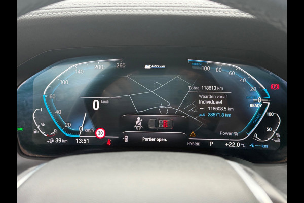 BMW 3 Serie Touring 320e Business Edition Plus, panoramadak, lederen sportinterieur, vele opties, 1 e eigenaar, Origineel NL auto