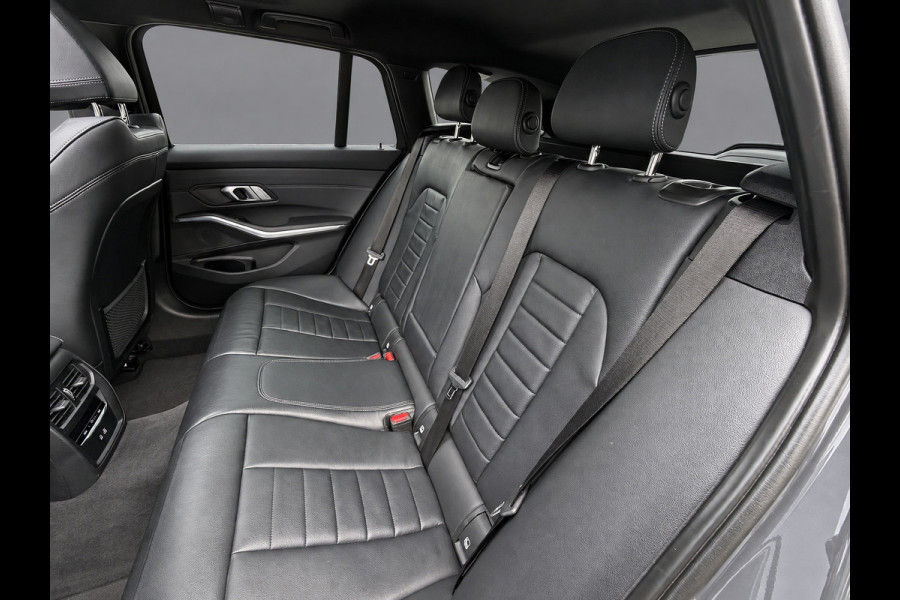 BMW 3 Serie Touring 320e Business Edition Plus, panoramadak, lederen sportinterieur, vele opties, 1 e eigenaar, Origineel NL auto