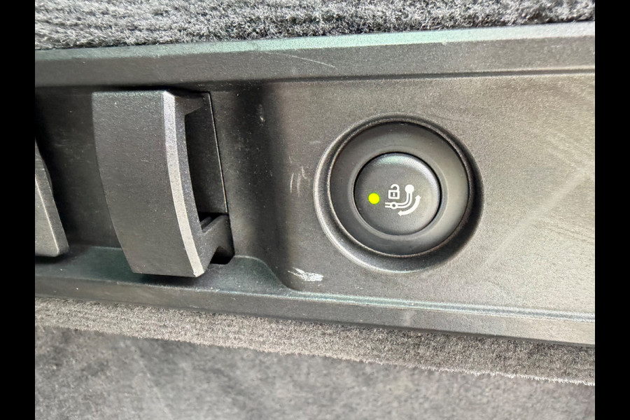 BMW 3 Serie Touring 320e Business Edition Plus, panoramadak, lederen sportinterieur, vele opties, 1 e eigenaar, Origineel NL auto