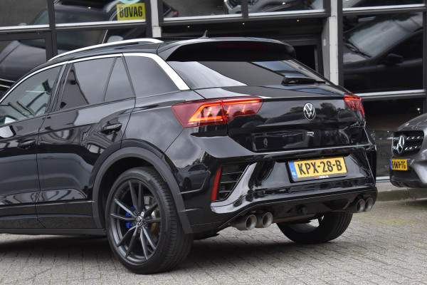 Volkswagen T-Roc 2.0 TSI 4Motion R Pano Akra Lane Camera ACC Trekhaak