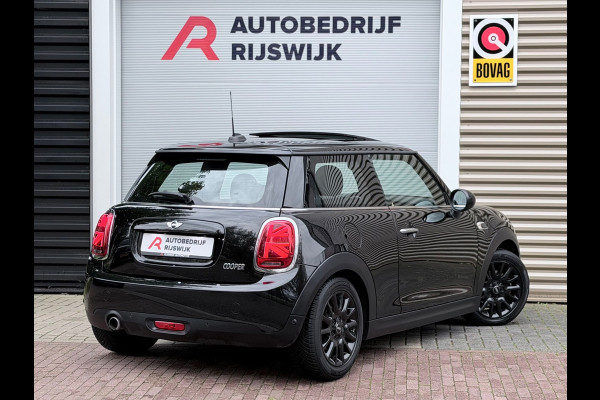 MINI 3-deurs 1.5 Cooper Chili Business Pano/Xenon/Navi