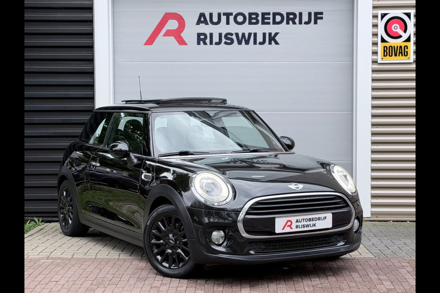 MINI 3-deurs 1.5 Cooper Chili Business Pano/Xenon/Navi