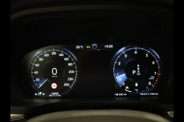 Volvo XC60 2.0 B4 Inscription [SCHUIFKANTELDAK, APPLECARPLAY, ANDROID, STOELVERWARMING, CRUISE CONTROL, STUURVERWARMING, HARMAN/KARDON AUDIO, MEMORY SEATS, HEAD UP DISPLAY, DIGITAL DASH, 360 CAMERA, ELEKTRISCHE ACHTERKLEP