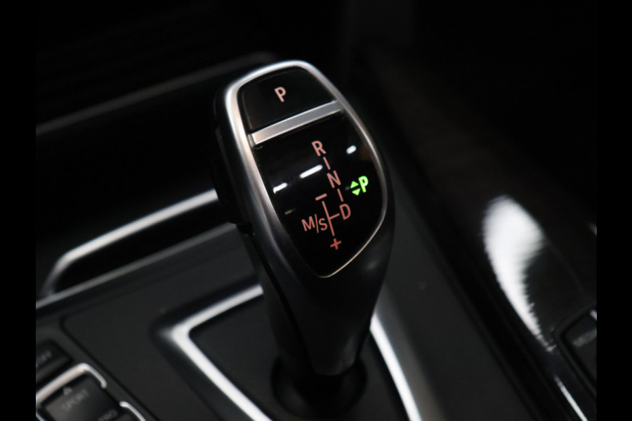 BMW 4 Serie Gran Coupé 420i Corporate Lease High Executive M SPORT PAKKET [SCHUIFKANTELDAK, CRUISE CONTROL, STOELVERWARMING, LEDER DAKOTA, PDC V+A, CLIMATE CONTROL, BLUETOOTH, NAVIGATIE, LED, KEYLESS ENTRY, NIEUWSTAAT]
