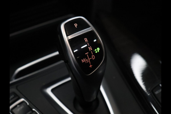 BMW 4 Serie Gran Coupé 420i Corporate Lease High Executive M SPORT PAKKET [SCHUIFKANTELDAK, CRUISE CONTROL, STOELVERWARMING, LEDER DAKOTA, PDC V+A, CLIMATE CONTROL, BLUETOOTH, NAVIGATIE, LED, KEYLESS ENTRY, NIEUWSTAAT]