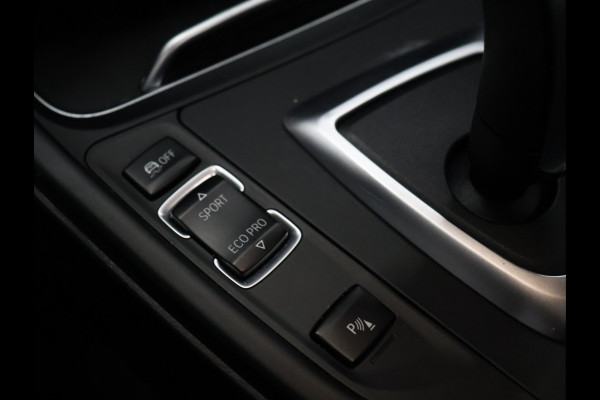 BMW 4 Serie Gran Coupé 420i Corporate Lease High Executive M SPORT PAKKET [SCHUIFKANTELDAK, CRUISE CONTROL, STOELVERWARMING, LEDER DAKOTA, PDC V+A, CLIMATE CONTROL, BLUETOOTH, NAVIGATIE, LED, KEYLESS ENTRY, NIEUWSTAAT]