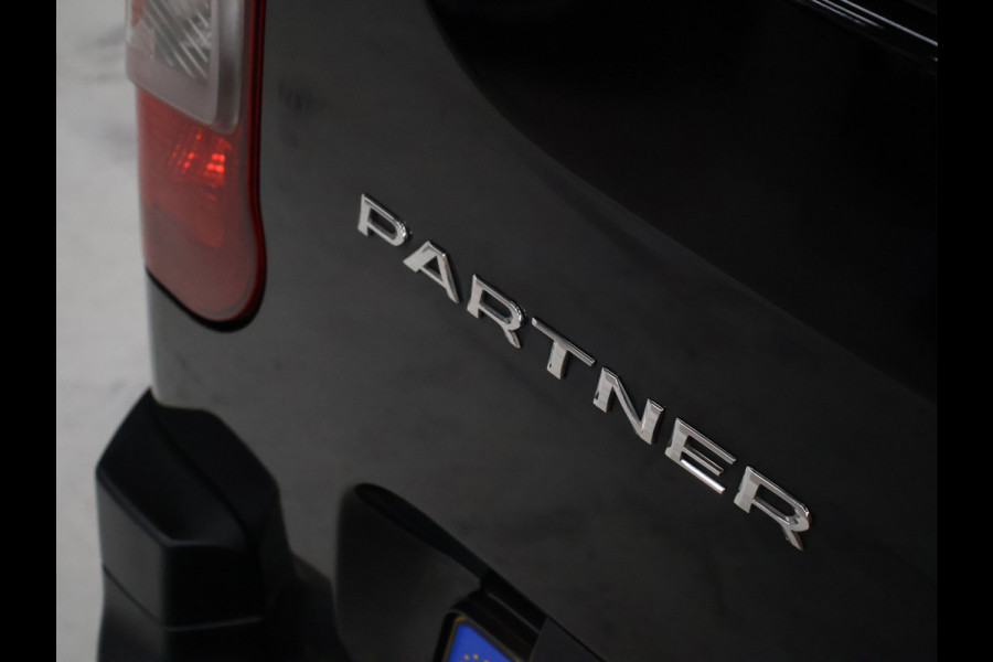 Peugeot Partner 1.5 BlueHDI Grip Long [TREKHAAK, APPLE CARPLAY, CRUISE CONTROL, NAVIGATIE, ANDROID AUTO, AUTOMAAT, PDC V+A, BLUETOOTH, AIRCO, NIEUWSTAAT]