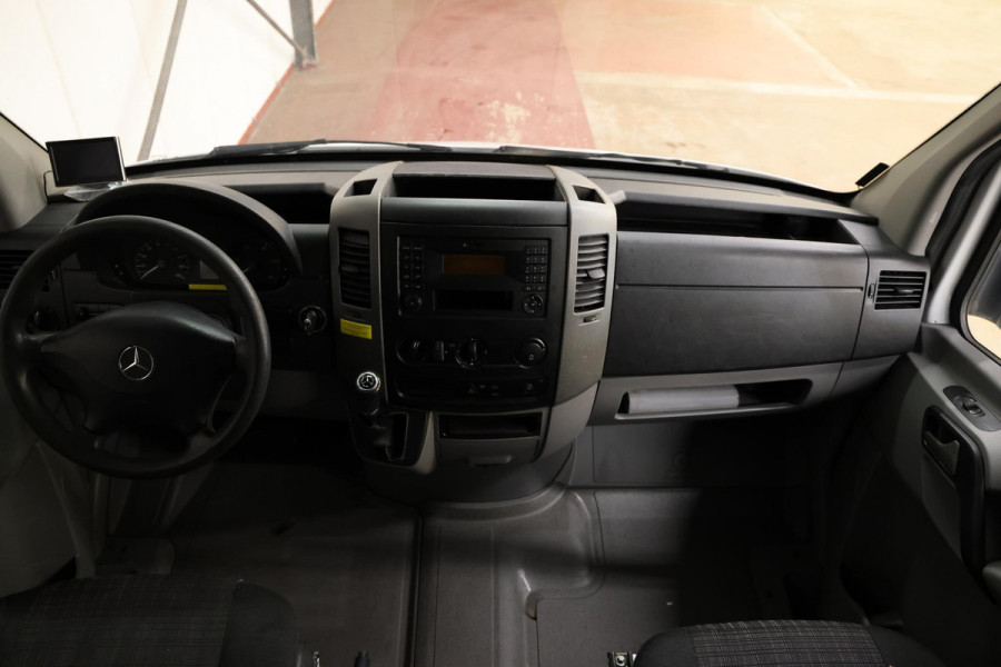 Mercedes-Benz Sprinter 311 2.2 CDI AUTOMAAT L3H2 POST NL EURO 6