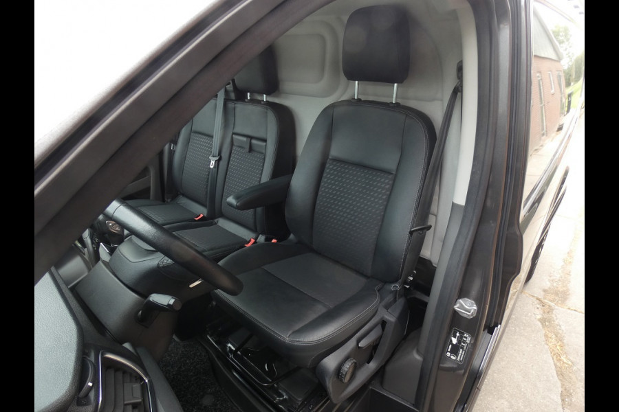 Ford Transit Custom 320 2.0 TDCI L2H1 Sport*navi/cam * 3zits