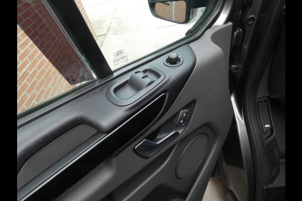 Ford Transit Custom 320 2.0 TDCI L2H1 Sport*navi/cam * 3zits