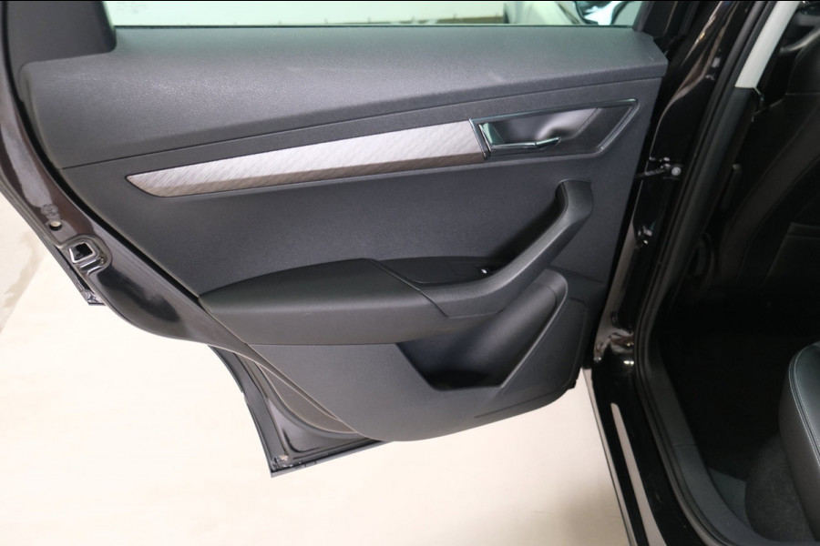 Škoda Karoq 1.5 TSI ACT Business Edition Plus Automaat - N.A.P. Airco, Cruise, Navi, Camera, PDC.