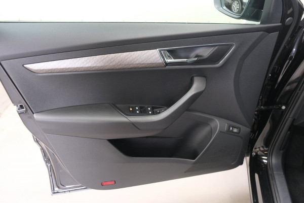 Škoda Karoq 1.5 TSI ACT Business Edition Plus Automaat - N.A.P. Airco, Cruise, Navi, Camera, PDC.