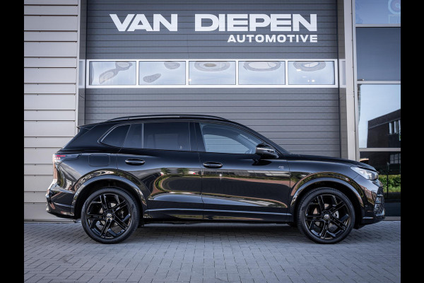 Volkswagen Tiguan 1.5 eTSI 3x R-Line Edition | Pano | Memory | Trekhaak l HUD