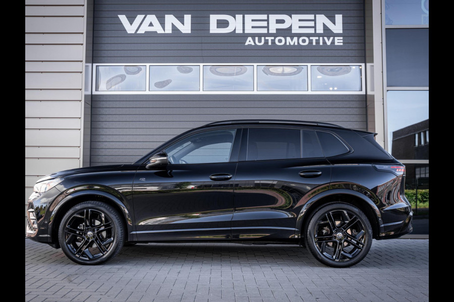 Volkswagen Tiguan 1.5 eTSI 3x R-Line Edition | Pano | Memory | Trekhaak l HUD