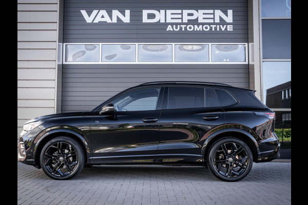 Volkswagen Tiguan 1.5 eTSI 3x R-Line Edition | Pano | Memory | Trekhaak l HUD