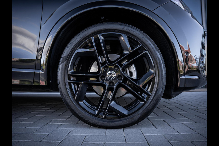 Volkswagen Tiguan 1.5 eTSI 3x R-Line Edition | Pano | Memory | Trekhaak l HUD