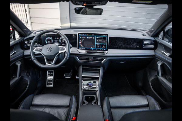 Volkswagen Tiguan 1.5 eTSI 3x R-Line Edition | Pano | Memory | Trekhaak l HUD