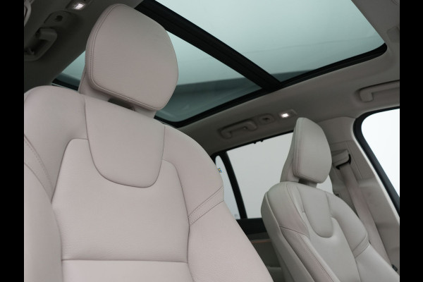 Volvo XC90 Recharge AWD Plus Dark Long Range 7 Persoons PHEV 456pk Dealer O.H | Trekhaak Af Fabriek | Panodak | Adaptive Cruise | 360 Camera | Harman / Kardon | Lederen Sportstoelen Memory & Verwarmd | Keyless | Blis | Stuur Verwarmd | Apple Carplay | Plug In Hybrid