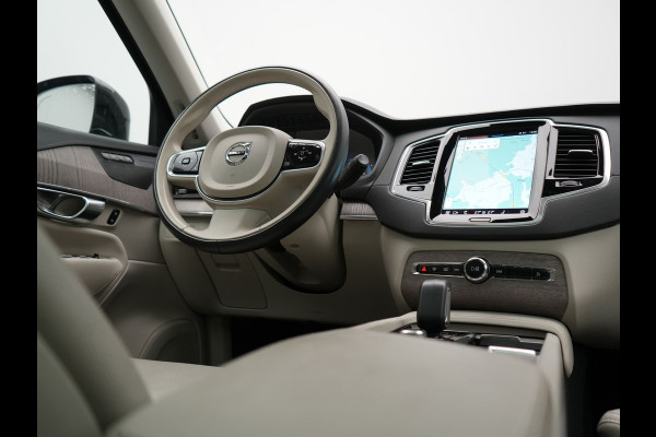 Volvo XC90 Recharge AWD Plus Dark Long Range 7 Persoons PHEV 456pk Dealer O.H | Trekhaak Af Fabriek | Panodak | Adaptive Cruise | 360 Camera | Harman / Kardon | Lederen Sportstoelen Memory & Verwarmd | Keyless | Blis | Stuur Verwarmd | Apple Carplay | Plug In Hybrid